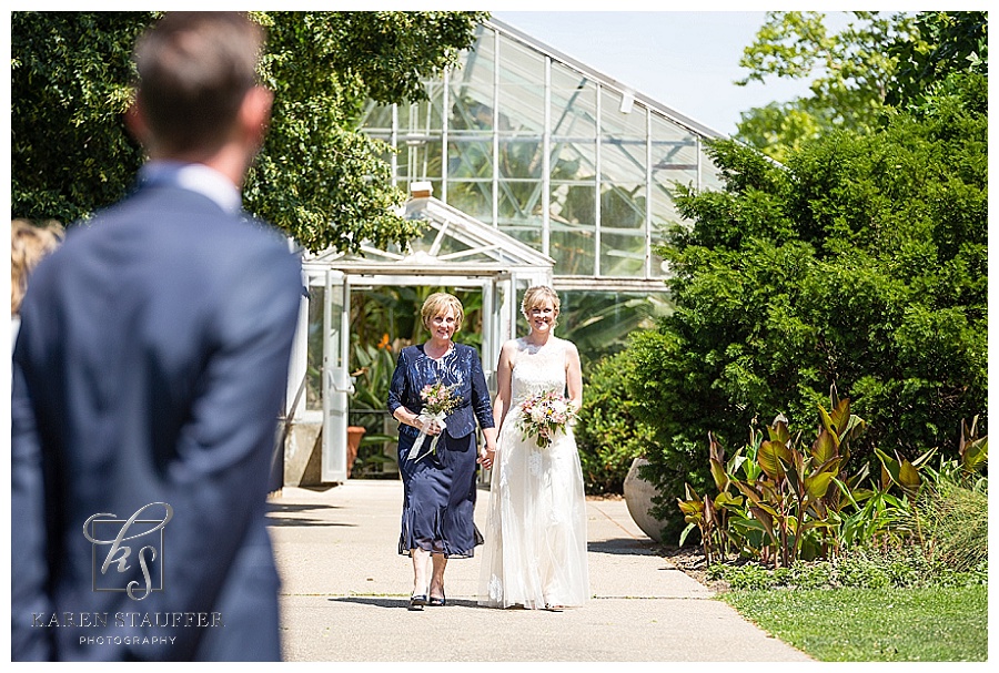 Luthe Botanical Gardens wedding photographer