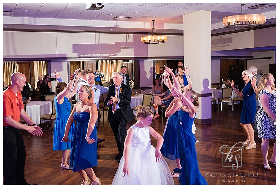 Bloomington-Country-Club-Wedding_011.jpg