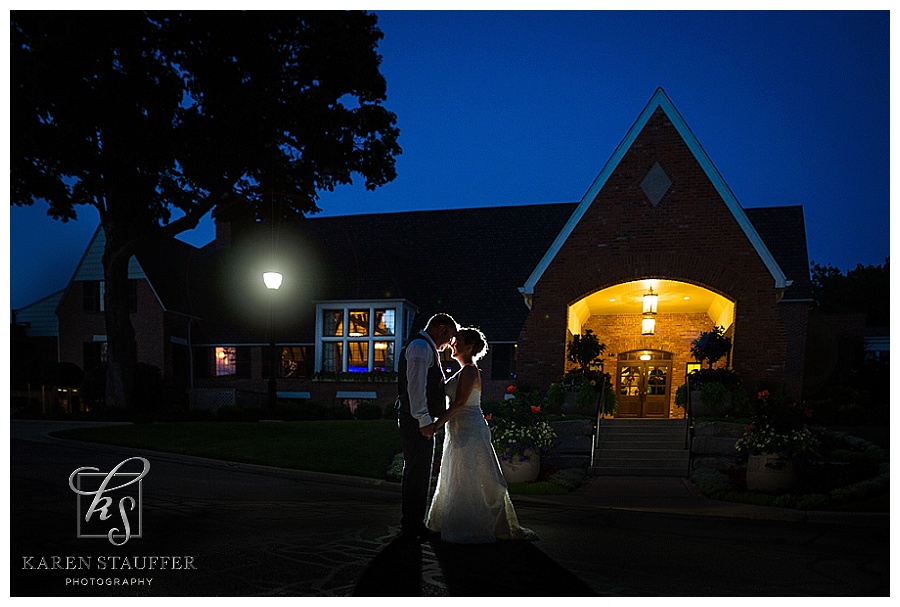 Bloomington-Country-Club-Wedding_night-shot.jpg